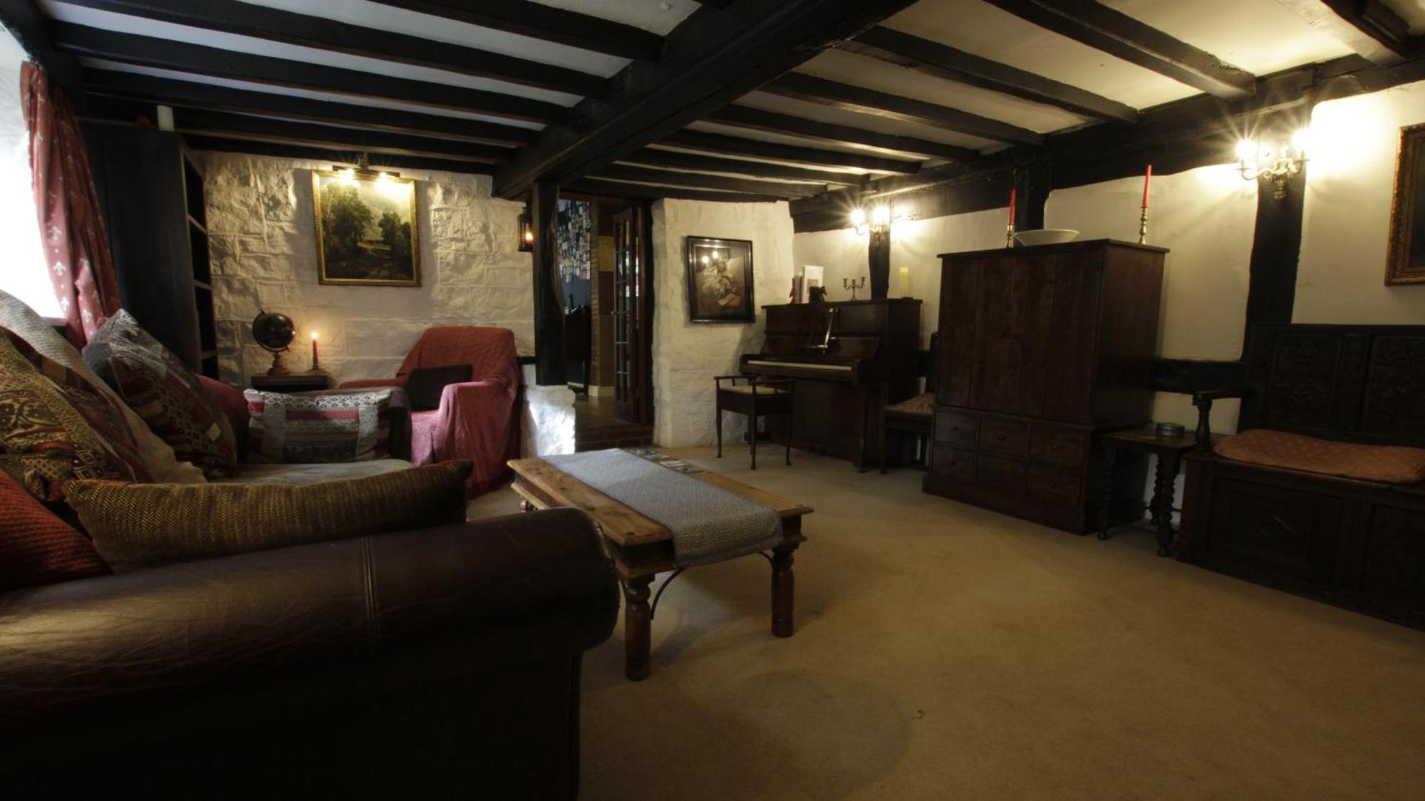 Beehive Cottage Allesley ภายนอก รูปภาพ